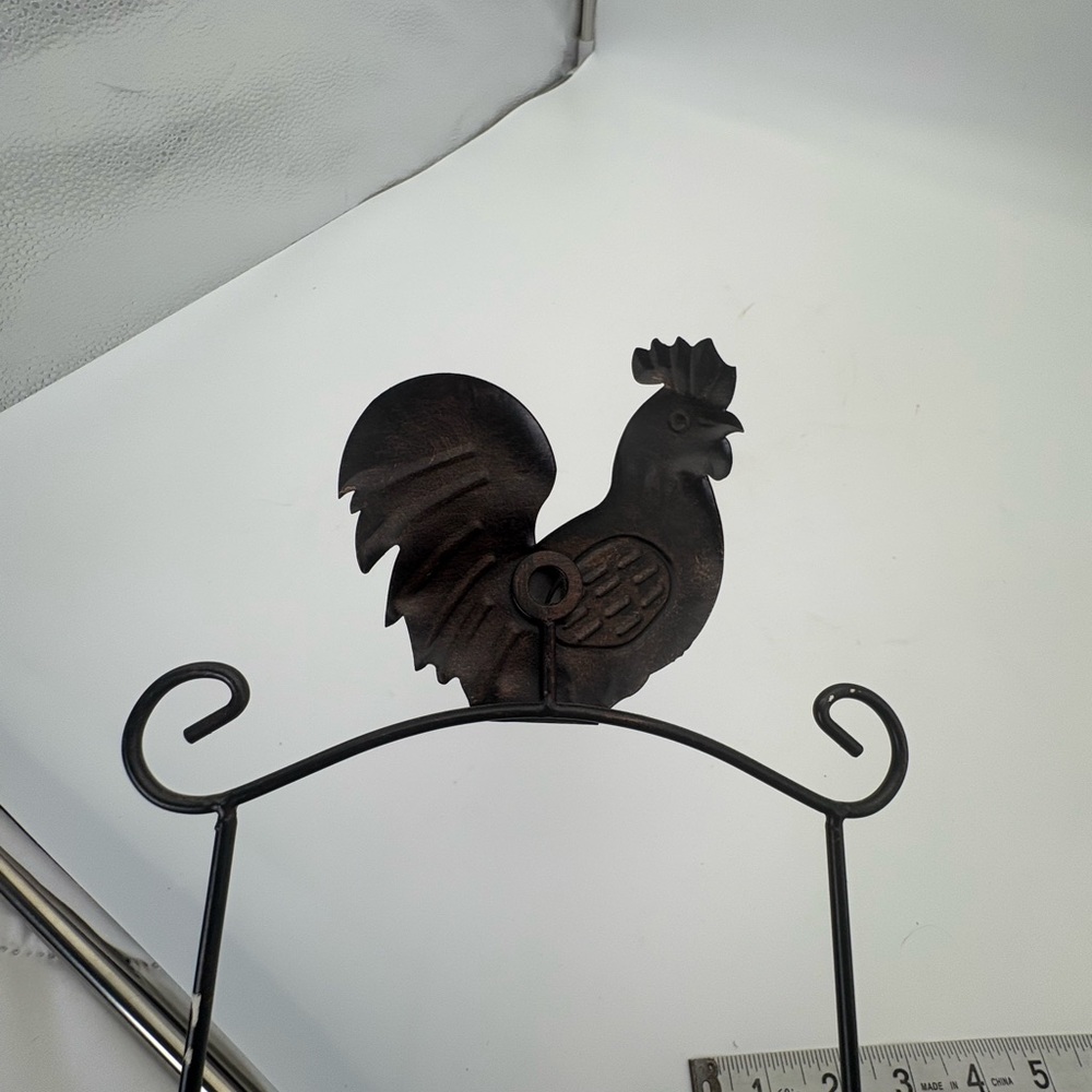 Black Metal Rooster Wall Plate Hanger - Picture 6 of 7